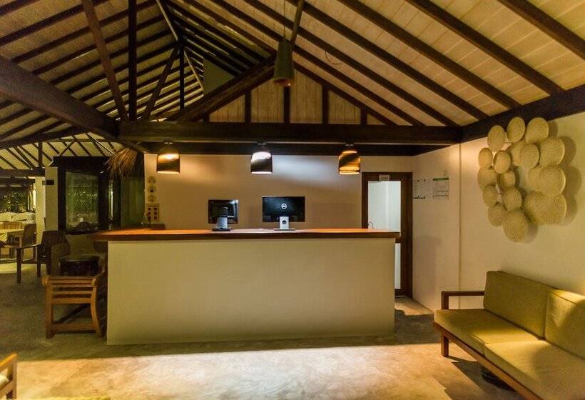 پانسیون Premier Beach