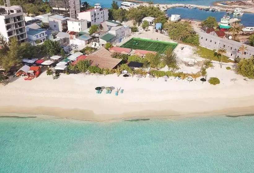 پانسیون Premier Beach