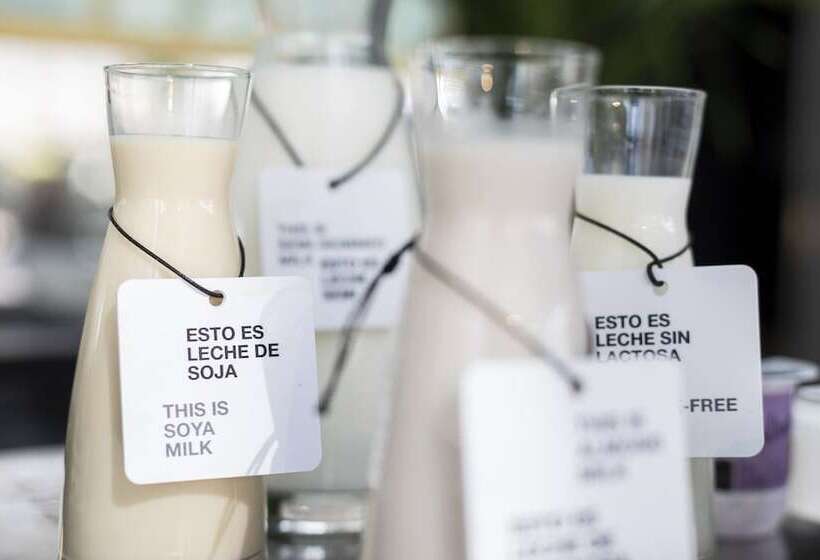 هتل Petit Palace Vargas