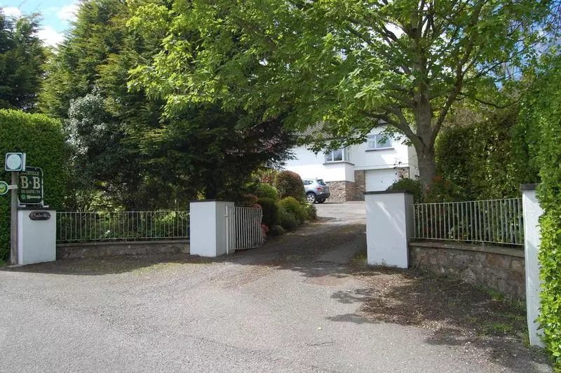 تختخواب و صبحانه Rockville Guest House