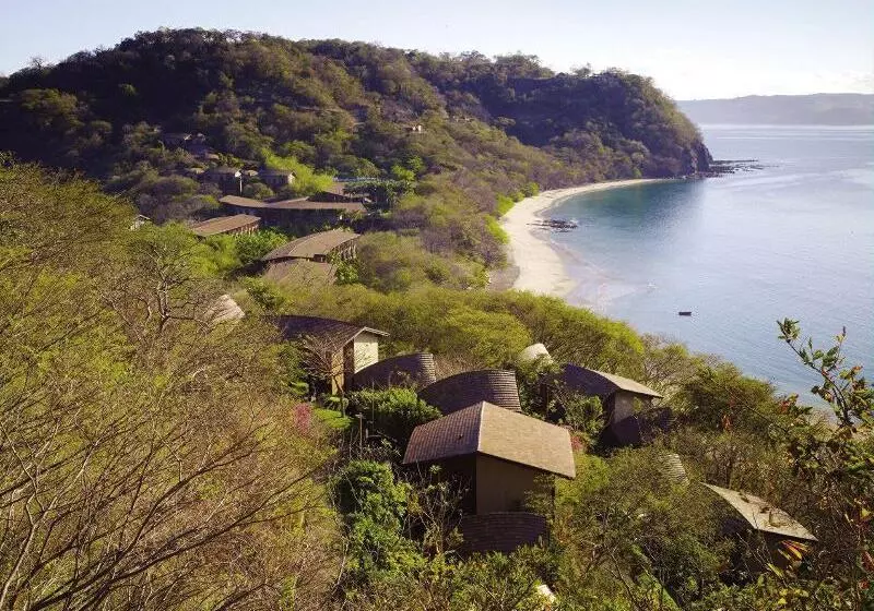 Four Seasons Resort Peninsula Papagayo, Costa Rica