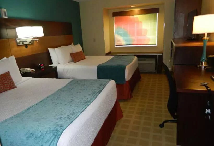 Хостел Best Western Plus Harrisburg Mechanicsburg