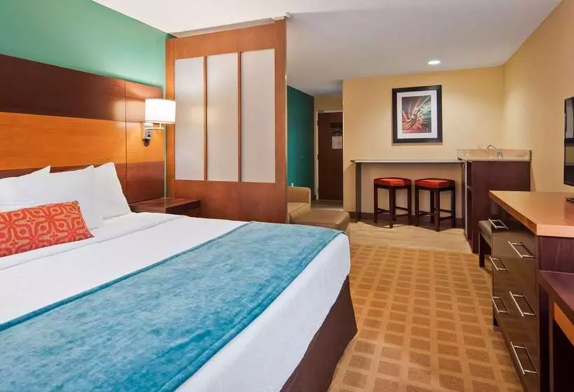 Хостел Best Western Plus Harrisburg Mechanicsburg