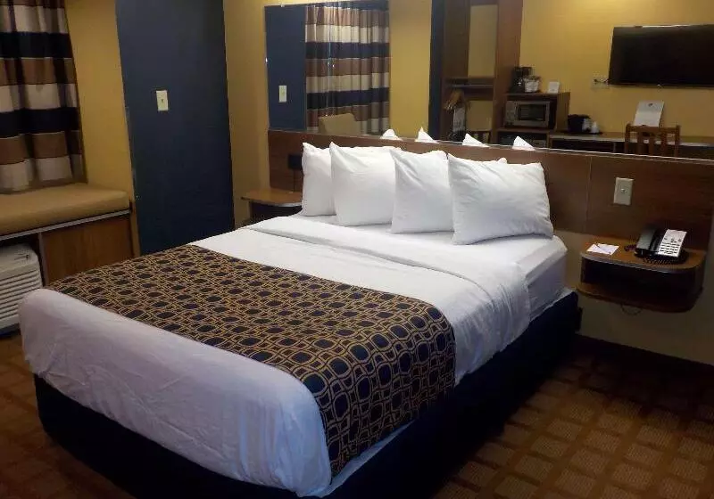 Хостел Surestay Plus Hotel By Best Western Keyser