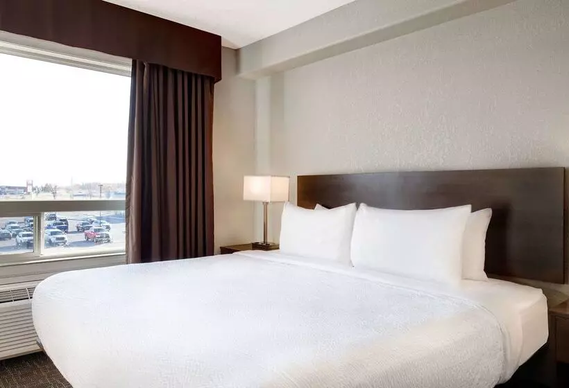 Hotel Days Inn & Suites By Wyndham Yorkton