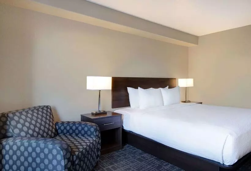 Hotel Days Inn & Suites By Wyndham Yorkton