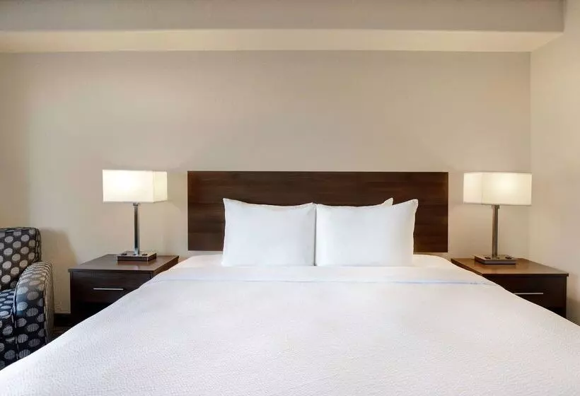 Hotel Days Inn & Suites By Wyndham Yorkton