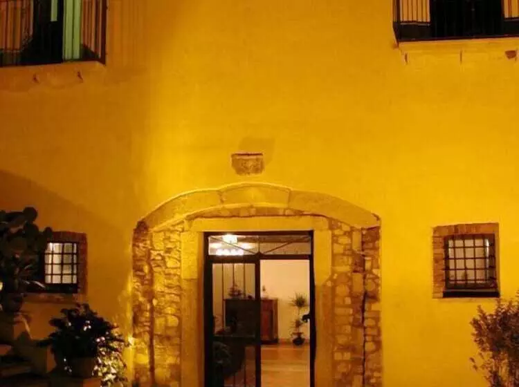 Отель La Fortezza