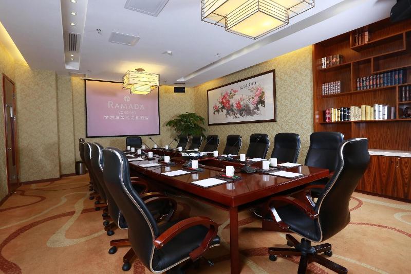 فندق Ramada Longyan