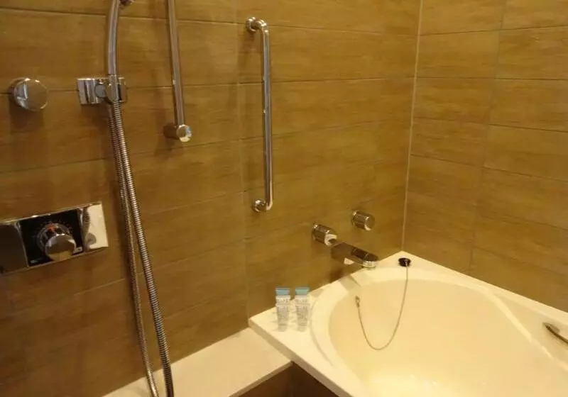 בית מלון כפרי Rihga Royal Gran Okinawa