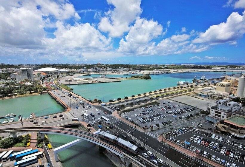 בית מלון כפרי Rihga Royal Gran Okinawa