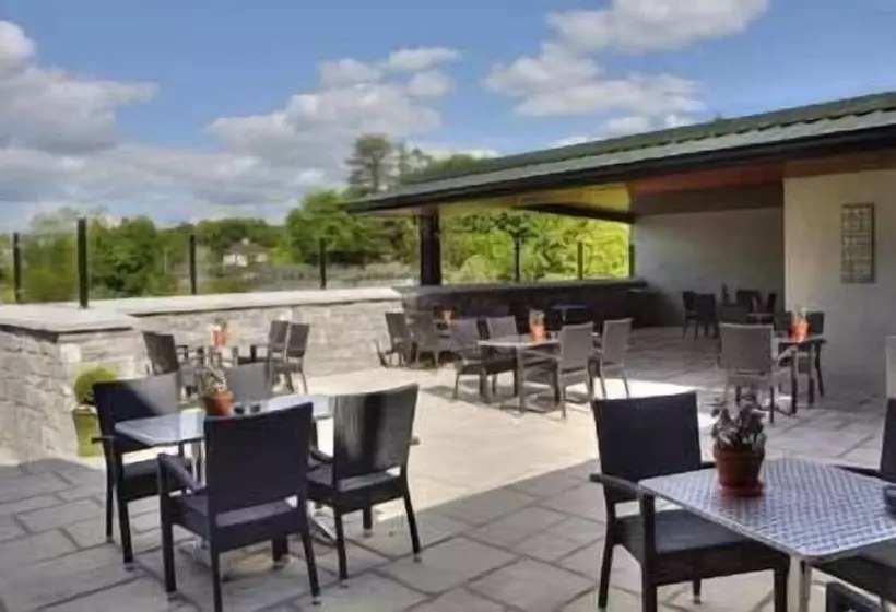 בית מלון כפרי Ryan S