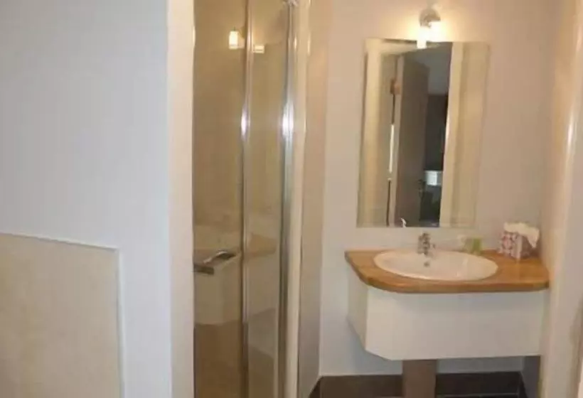 בית מלון כפרי Ryan S