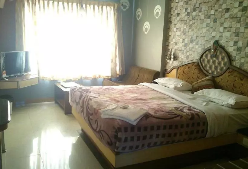 Отель Sarkarpalace