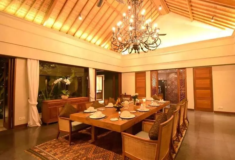 ホテル The Shanti Residence By Elite Havens