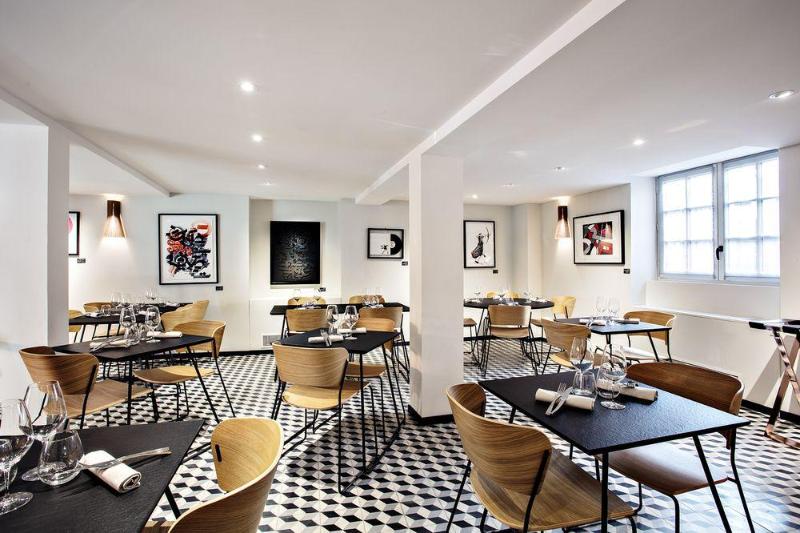 ホテル Logis Hôtel Villa Du Taur