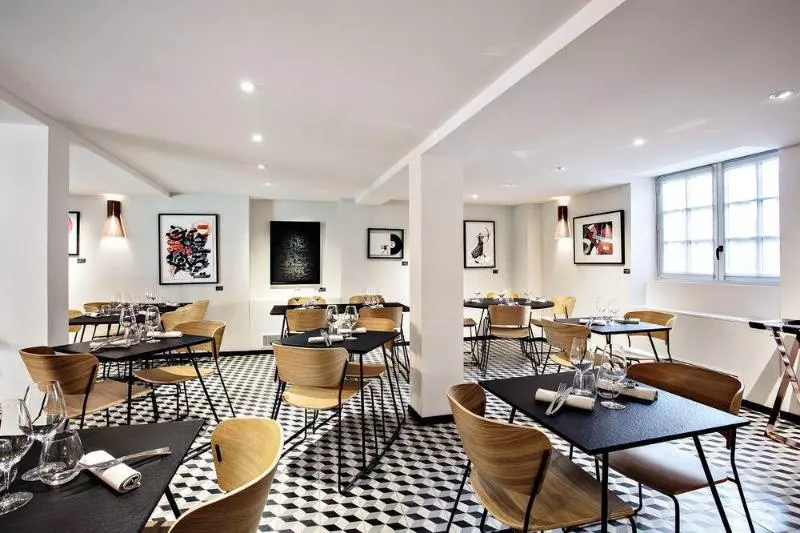 Отель Logis Hôtel Villa Du Taur