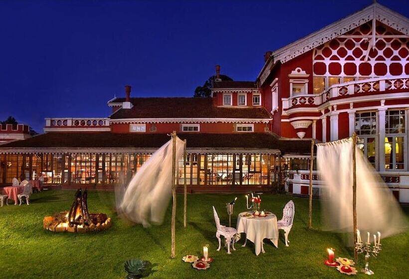 בית מלון כפרי Welcomheritage Fernhills Royal Palace