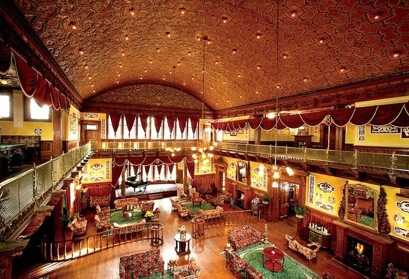 בית מלון כפרי Welcomheritage Fernhills Royal Palace