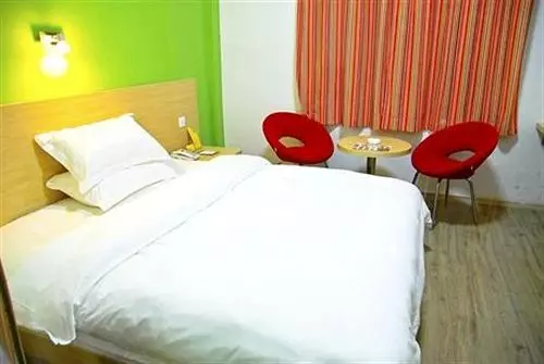 Hotel Zhongli Express Inn Beijing Road - Kunmi