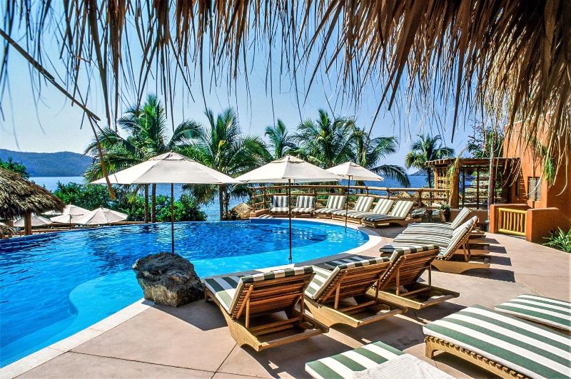 منتجع Hilton Grand Vacations Club Zihuatanejo