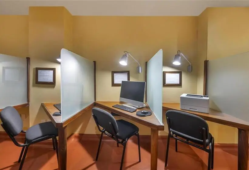 リゾートホテル Hilton Grand Vacations Club Zihuatanejo