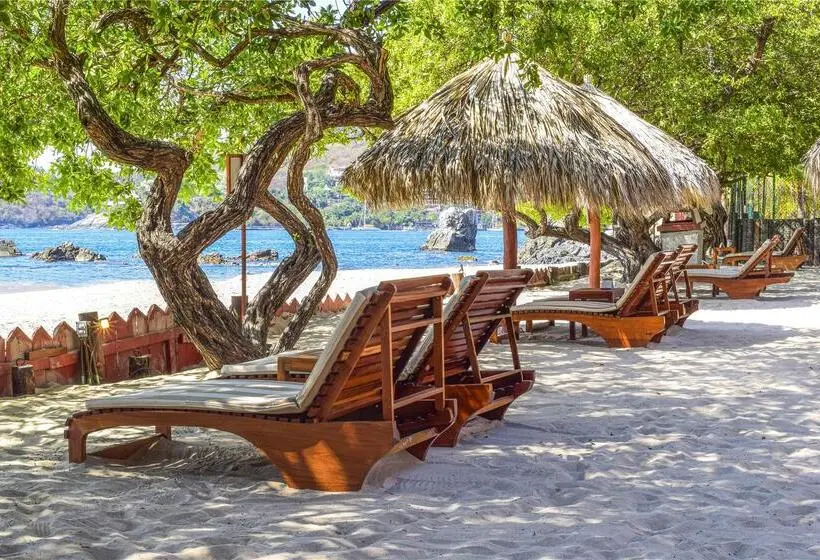 リゾートホテル Hilton Grand Vacations Club Zihuatanejo