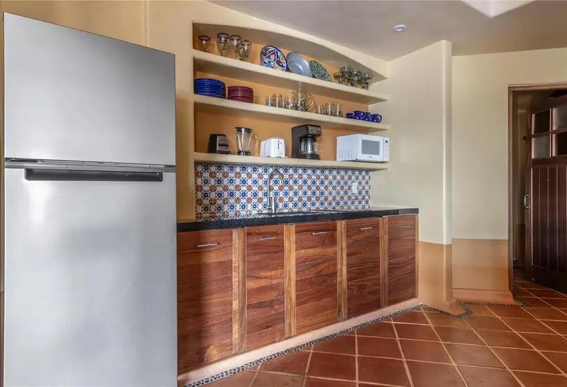 リゾートホテル Hilton Grand Vacations Club Zihuatanejo