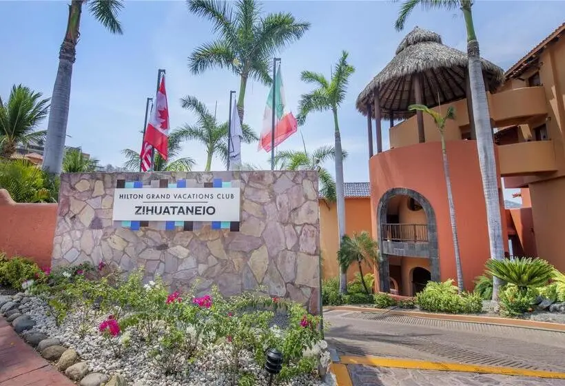 リゾートホテル Hilton Grand Vacations Club Zihuatanejo