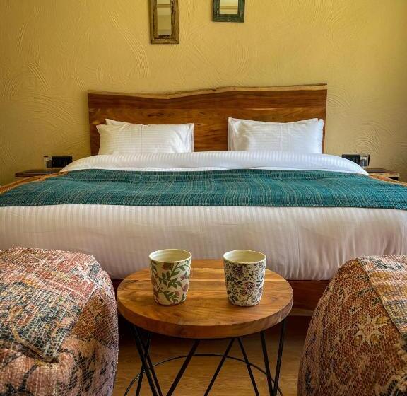 בית מלון כפרי La Hault