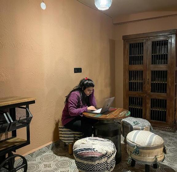 בית מלון כפרי La Hault