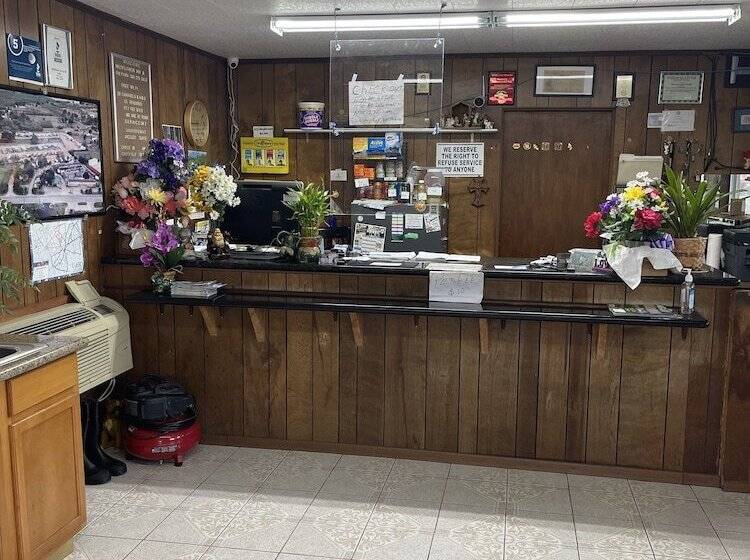 Отель Wildflower Inn & Rv Park