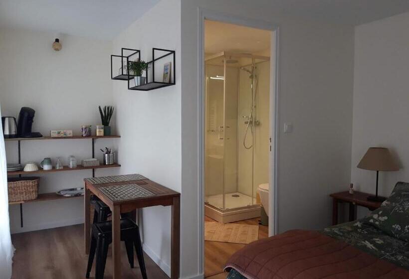 פנסיון Agréables Chambres Indépendantes Coutances Centre