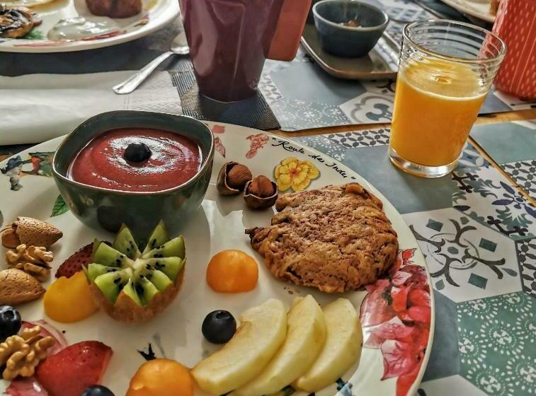 مبيت وإفطار Rougetomette