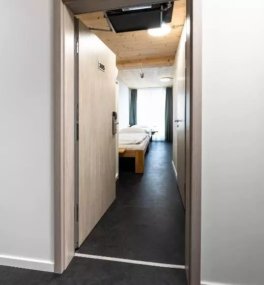 Boardinghouselandau