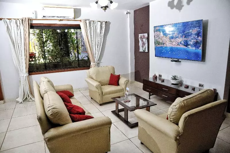 هتل El Nogal Casa