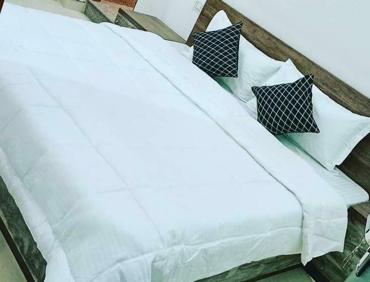 酒店 Oyo 88032  Bhagwati Palace And Restaurant