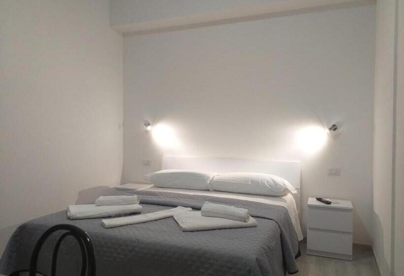 ペンション Bernini Self Check In   Accesso Autonomo