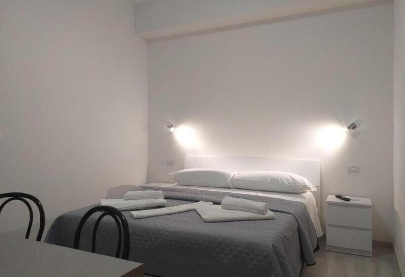 ペンション Bernini Self Check In   Accesso Autonomo