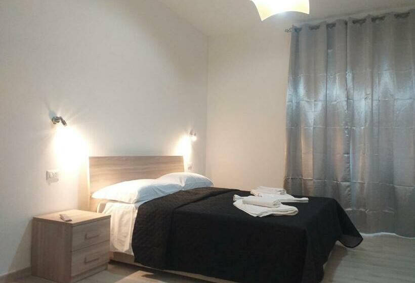 ペンション Bernini Self Check In   Accesso Autonomo