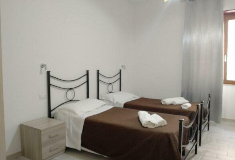 ペンション Bernini Self Check In   Accesso Autonomo