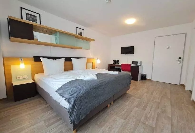 Check Inn Hotels   Offenbach