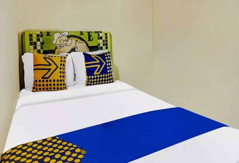 Hotelli Oyo Homes 91132 Desa Wisata Kalipucang