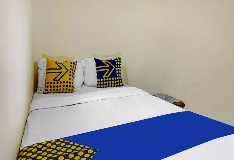 Hotelli Oyo Homes 91132 Desa Wisata Kalipucang