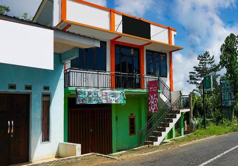 酒店 Oyo Homes 91132 Desa Wisata Kalipucang