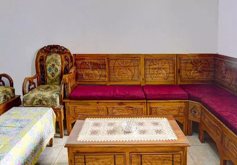 Hotelli Oyo Homes 91132 Desa Wisata Kalipucang