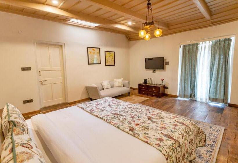 ホテル Seclude Shimla, Taraview