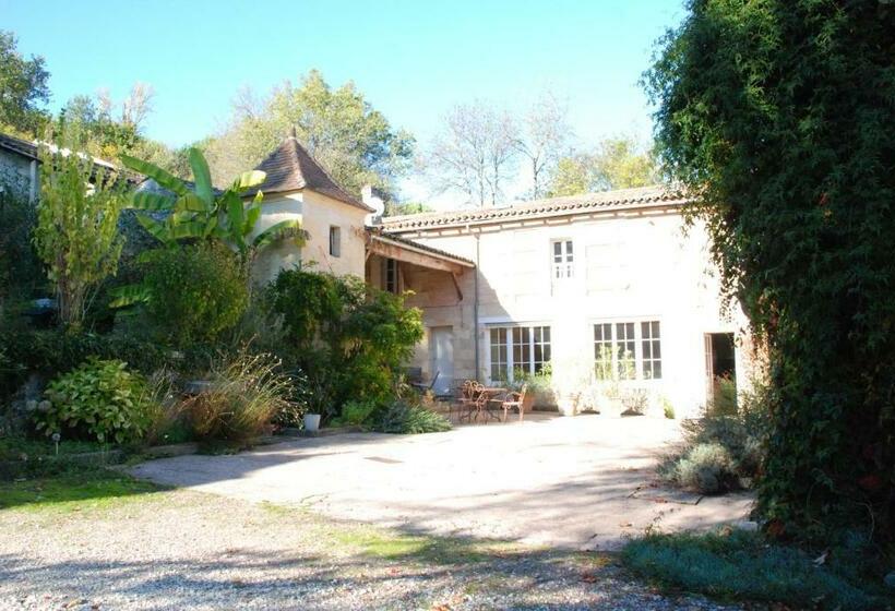 مبيت وإفطار Château Le Baudou