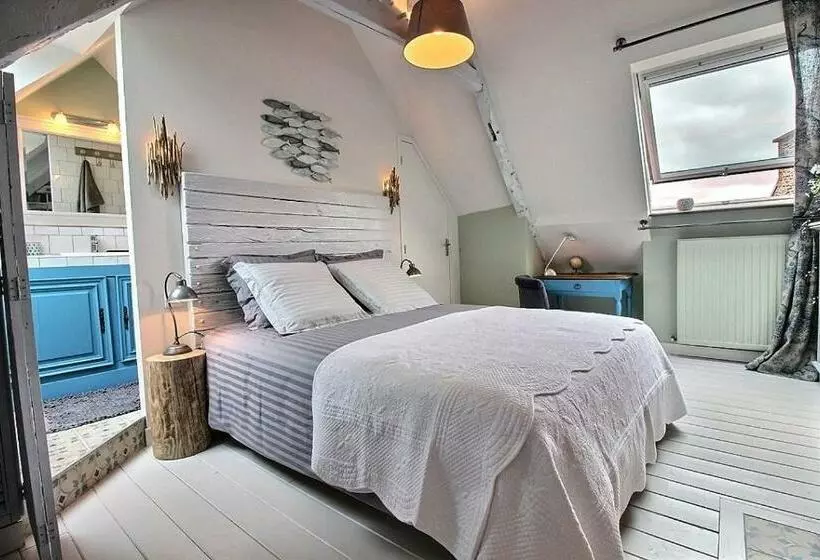 ベッドアンドブレックファースト La Chambre Du Capitaine
