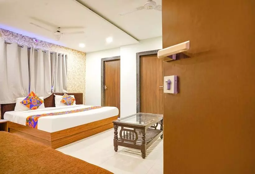 Fabhotel Uday Vilas